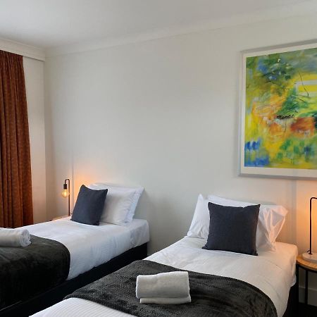 The Astor Hotel Motel Гоулбёрн Экстерьер фото