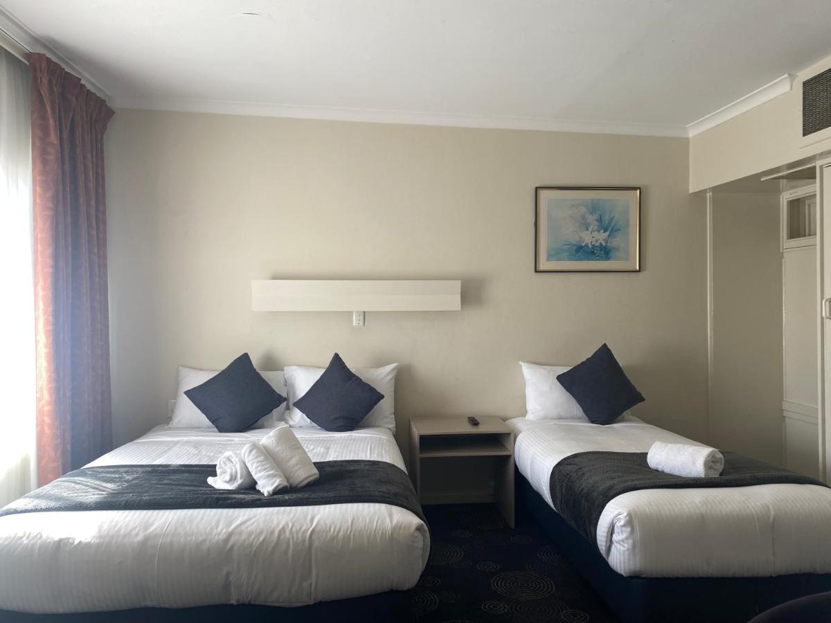 The Astor Hotel Motel Гоулбёрн Экстерьер фото